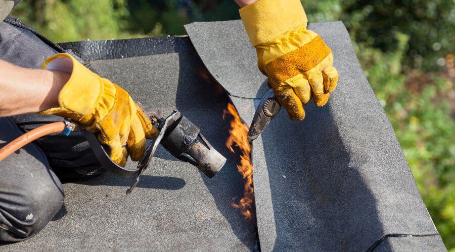 Professional gutter cleaning in Rowdy, KY